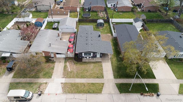 451 DARWIN Street, Westland, MI 48186