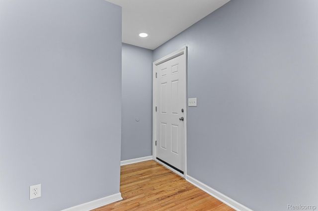 451 DARWIN Street, Westland, MI 48186