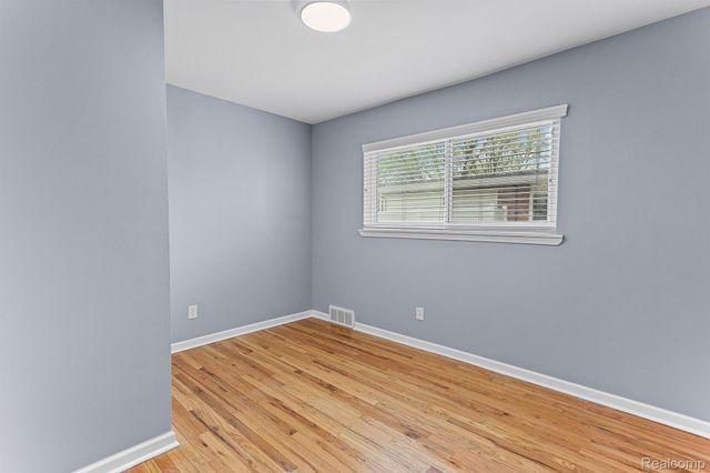 451 DARWIN Street, Westland, MI 48186