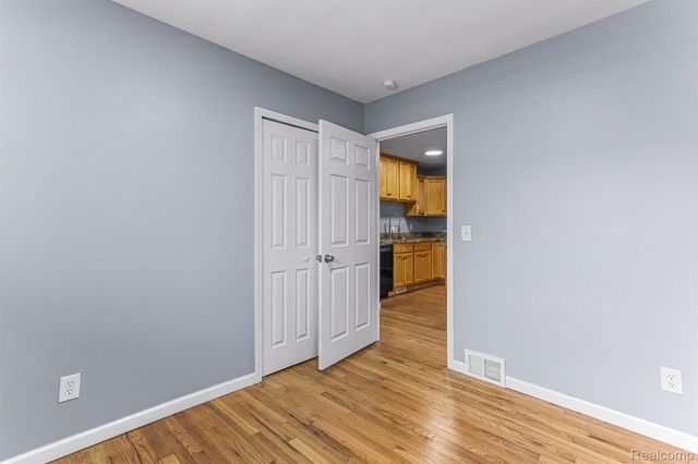 451 DARWIN Street, Westland, MI 48186