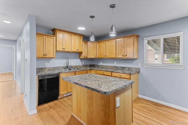 451 DARWIN Street, Westland, MI 48186