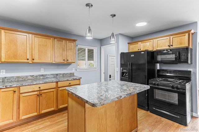 451 DARWIN Street, Westland, MI 48186