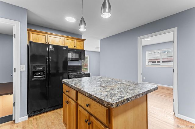 451 DARWIN Street, Westland, MI 48186