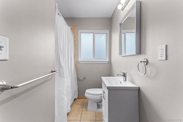 451 DARWIN Street, Westland, MI 48186