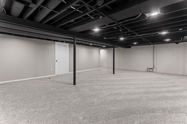 451 DARWIN Street, Westland, MI 48186