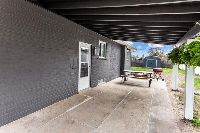 451 DARWIN Street, Westland, MI 48186