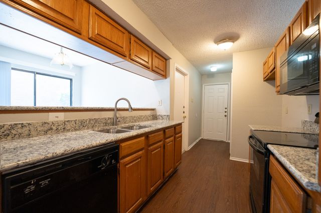 226 Wilderness Trail, Mesquite, TX 75149