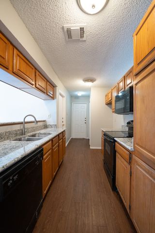 226 Wilderness Trail, Mesquite, TX 75149