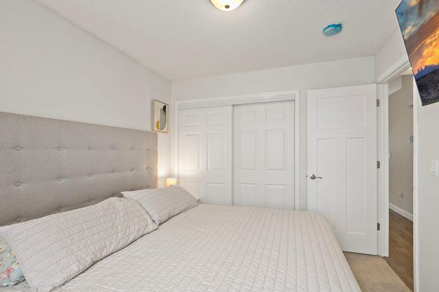 748 Kirche Hill Drive, Carver, MN 55315