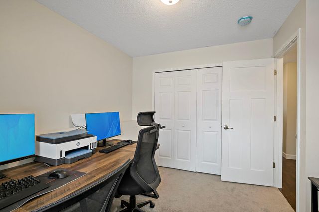 748 Kirche Hill Drive, Carver, MN 55315