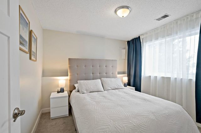 748 Kirche Hill Drive, Carver, MN 55315