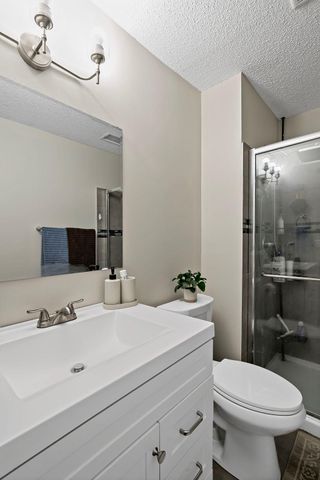 748 Kirche Hill Drive, Carver, MN 55315