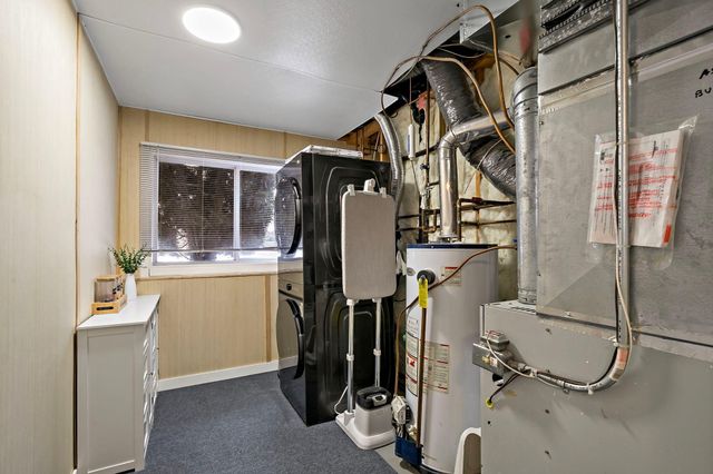 748 Kirche Hill Drive, Carver, MN 55315