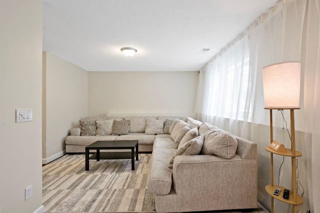 748 Kirche Hill Drive, Carver, MN 55315