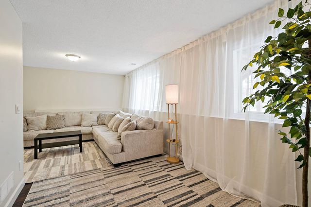 748 Kirche Hill Drive, Carver, MN 55315