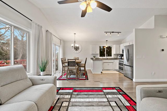 748 Kirche Hill Drive, Carver, MN 55315