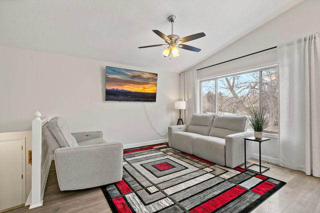 748 Kirche Hill Drive, Carver, MN 55315