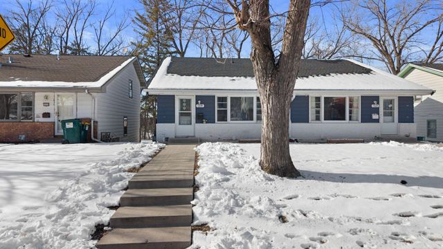 1321 Circle Terrace Boulevard NE, Columbia Heights, MN 55421