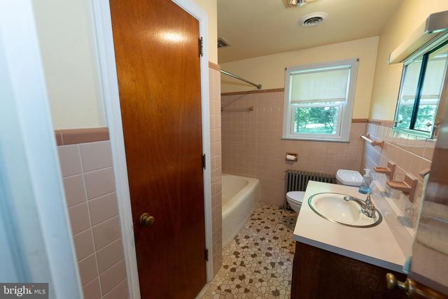 2355 N OLD BETHLEHEM PIKE, Quakertown, PA 18951