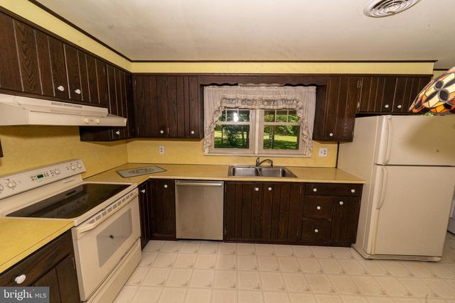 2355 N OLD BETHLEHEM PIKE, Quakertown, PA 18951