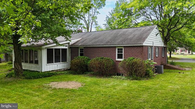 2355 N OLD BETHLEHEM PIKE, Quakertown, PA 18951