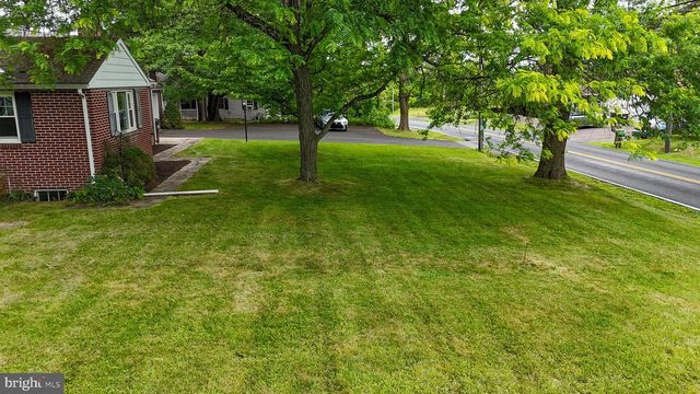 2355 N OLD BETHLEHEM PIKE, Quakertown, PA 18951