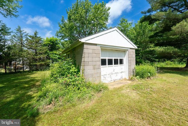 2355 N OLD BETHLEHEM PIKE, Quakertown, PA 18951