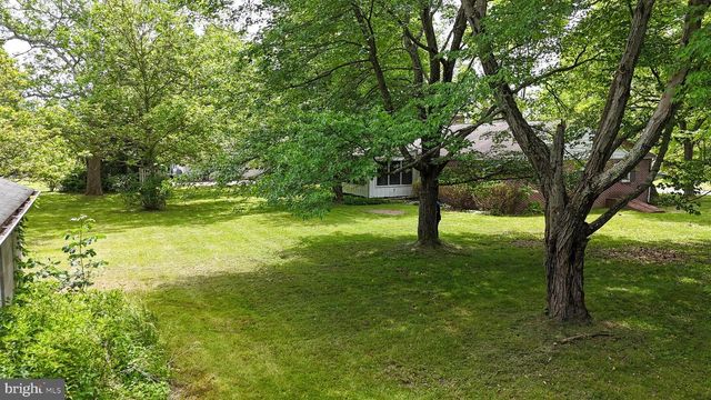2355 N OLD BETHLEHEM PIKE, Quakertown, PA 18951