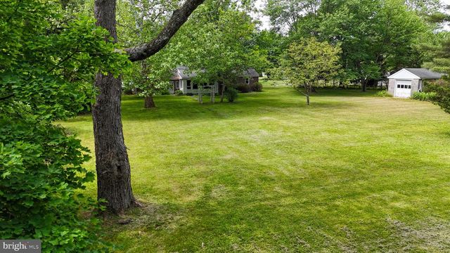 2355 N OLD BETHLEHEM PIKE, Quakertown, PA 18951