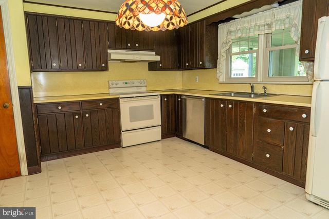 2355 N OLD BETHLEHEM PIKE, Quakertown, PA 18951