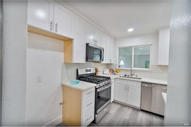 1307 Mckinley St, Fairfield, CA 94533