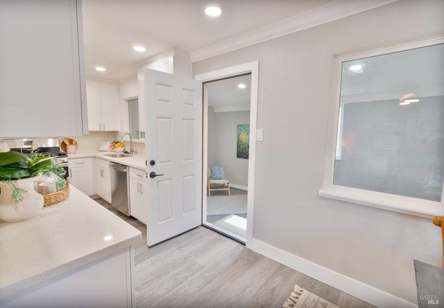 1307 Mckinley St, Fairfield, CA 94533