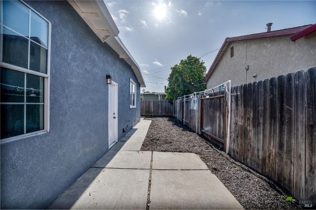 1307 Mckinley St, Fairfield, CA 94533