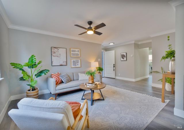 1307 Mckinley St, Fairfield, CA 94533