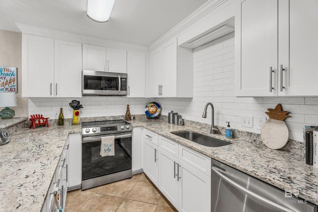 1516 Sandpiper Lane 302, Gulf Shores, AL 36542