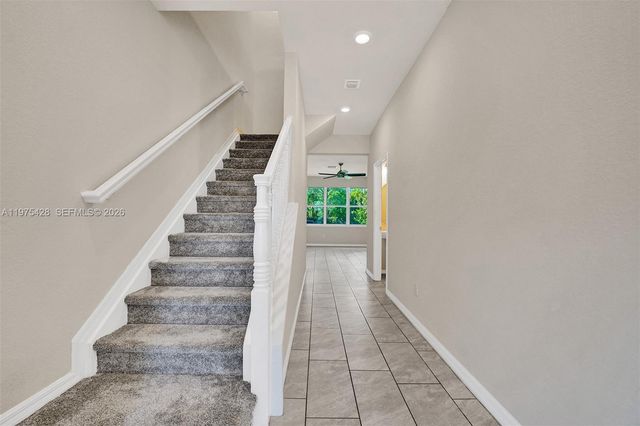 4764 Eucalyptus Dr, Hollywood, FL 33021