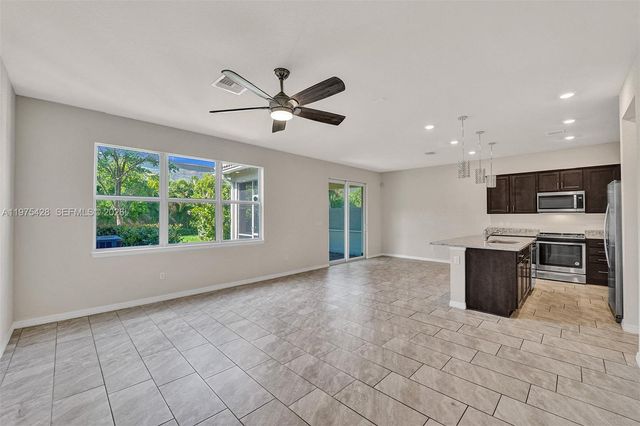 4764 Eucalyptus Dr, Hollywood, FL 33021