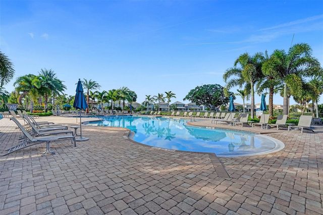 4764 Eucalyptus Dr, Hollywood, FL 33021