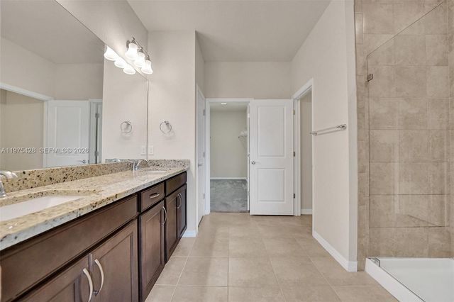 4764 Eucalyptus Dr, Hollywood, FL 33021