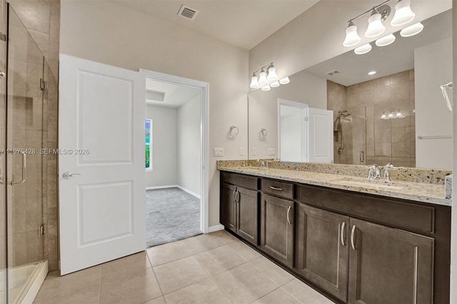 4764 Eucalyptus Dr, Hollywood, FL 33021