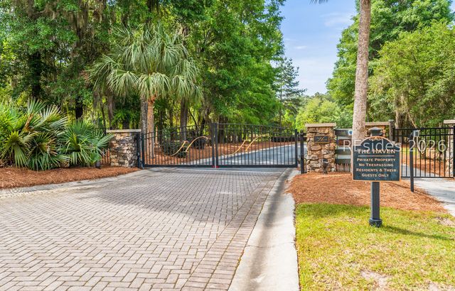 20 Abbotsbury Pl, Bluffton, SC 29910