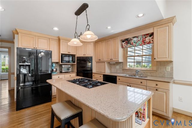 9007 Tarrytown Dr, Henrico, VA 23229