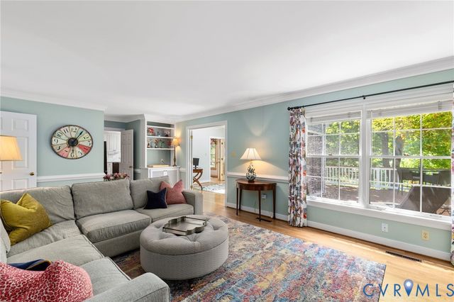 9007 Tarrytown Dr, Henrico, VA 23229