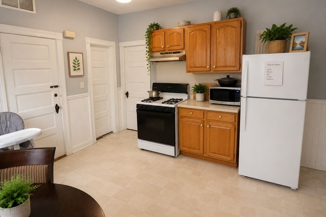 10 Brackett St 2, Boston, MA 02135