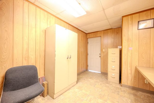 619 E Jackson Street, El Campo, TX 77437