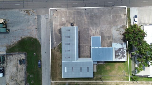 619 E Jackson Street, El Campo, TX 77437