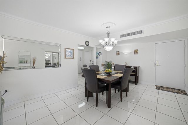 3450 S Ocean Boulevard 418, Palm Beach, FL 33480