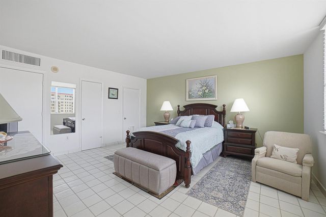 3450 S Ocean Boulevard 418, Palm Beach, FL 33480