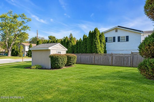 159 Susan Drive, Jackson, NJ 08527