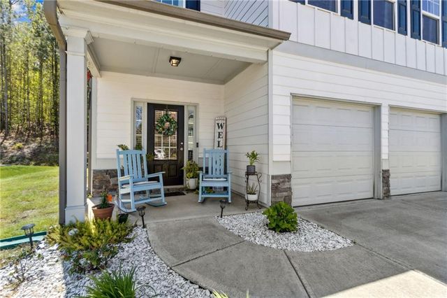 216 Laurelcrest Lane, Dallas, GA 30132